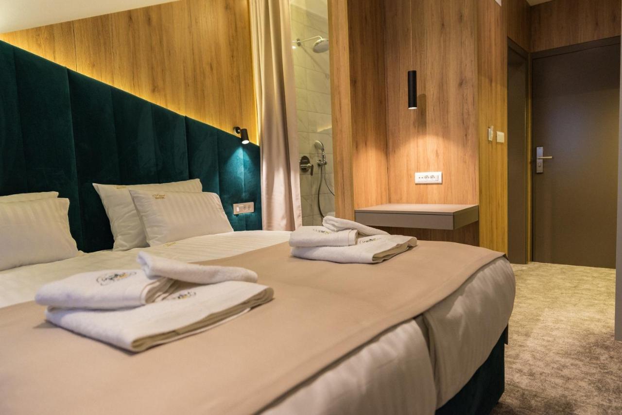 Hotel Forest Pale Eksteriør bilde